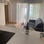Apartment App Ra