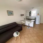 Apartment App Ra *